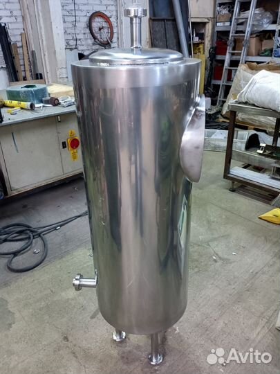 Кожухотрубный теплообменник (дистиллятор)