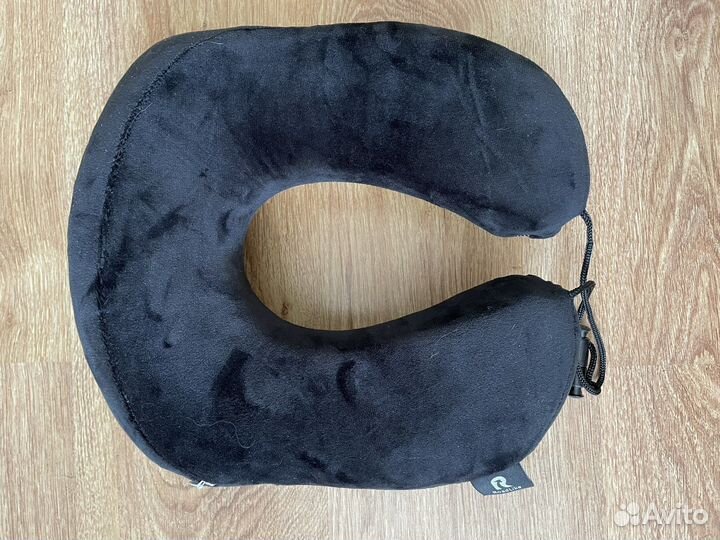 Подушка дорожная