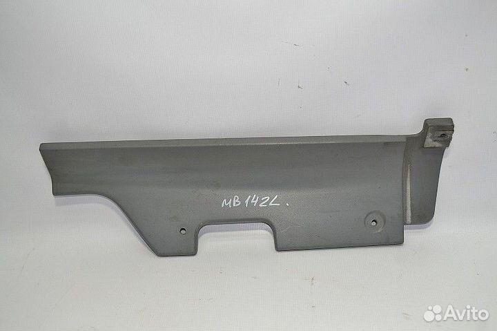 Накладка переднего бампера, левая mercedes-benz Ac