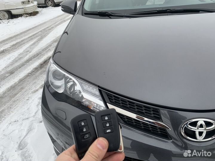 Ключ зажигания Тoyota