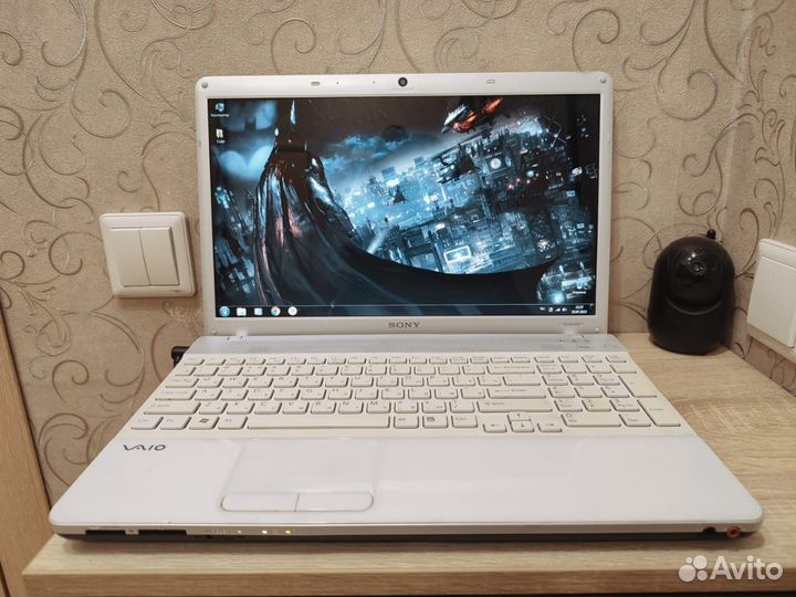 Ноутбук стильный Sony vaio учеба работа