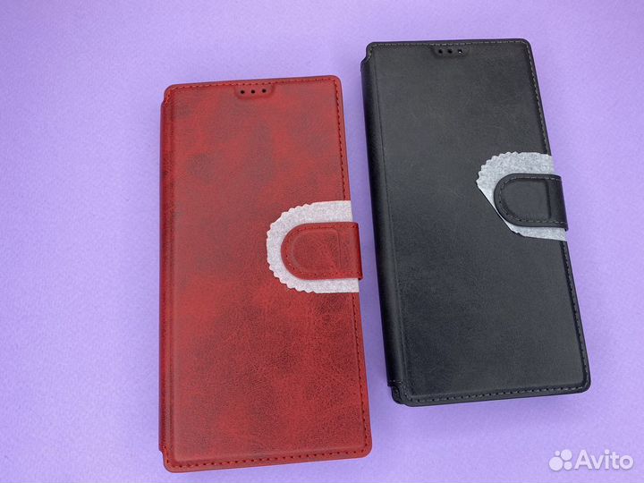 Чехол на iPhone 11 книжка