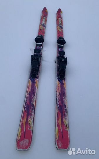 Горные лыжи в комплекте с ботинками