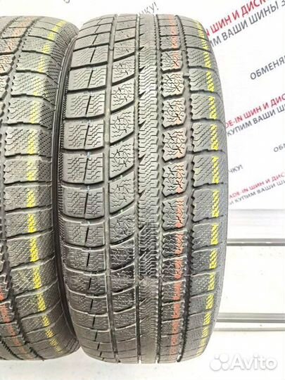Toyo Winter Tranpath MK3 215/60 R17 96Q