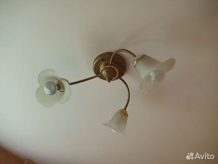 Светильник потолочный