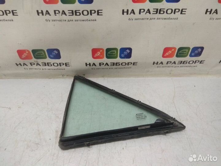Форточка двери задняя правая Toyota Camry V50