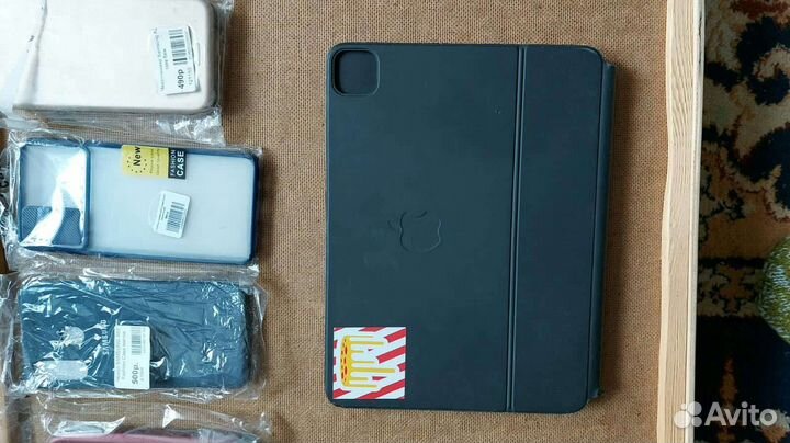 Чехлы на телефон