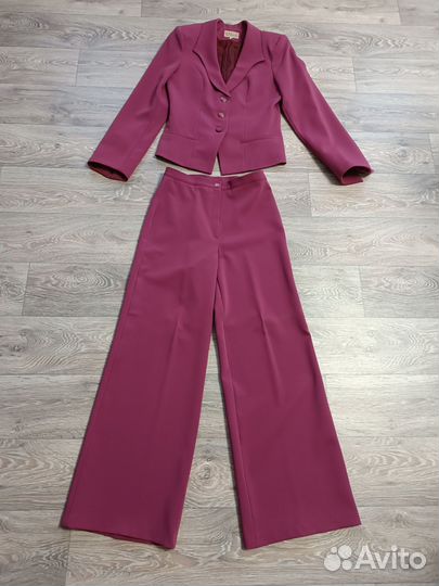 Костюм брючный