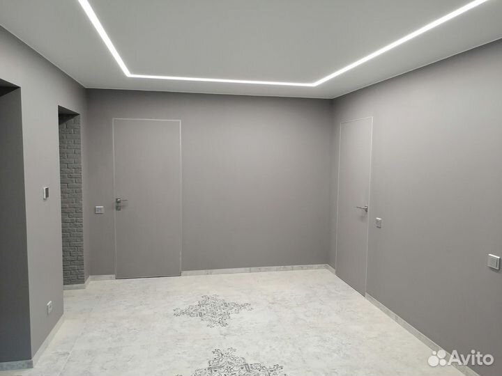 Скрытая дверь под дизайн