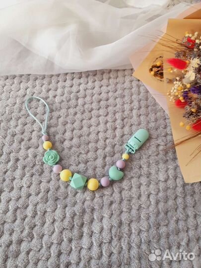 Держатель для пустышки