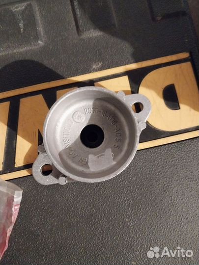 Опоры и втулка амортизатора на ford Fiesta