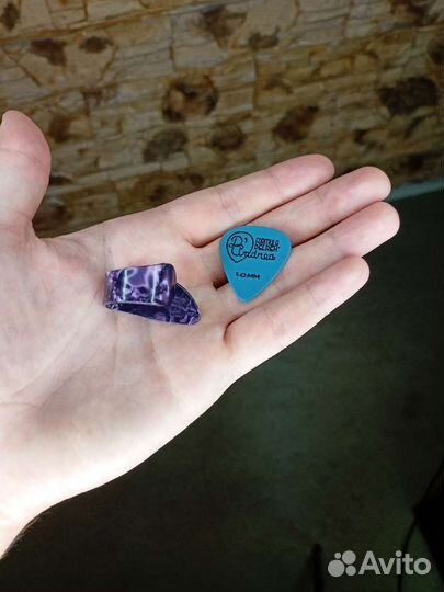 Набор мелочей для гитары