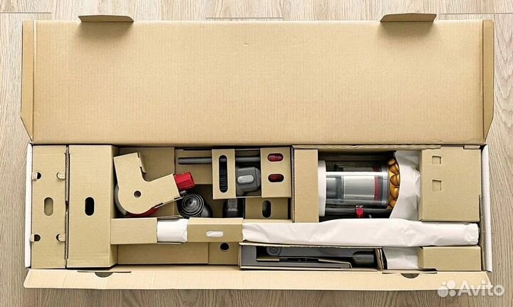 Пылесос Dyson V15 Detect Absolute. Наша вилка