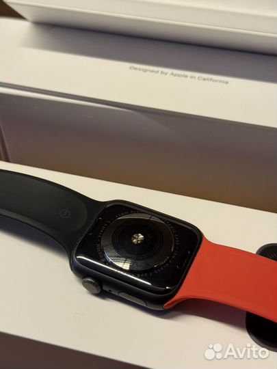 Apple Watch 5 44mm (Оригинал)