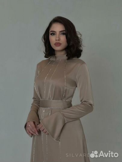 Вечернее платье