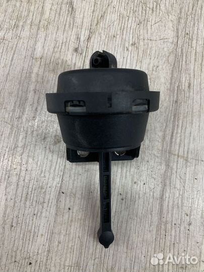 Клапан абсорбера LADA xray