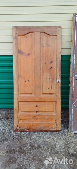 Дверь входная деревянная бу