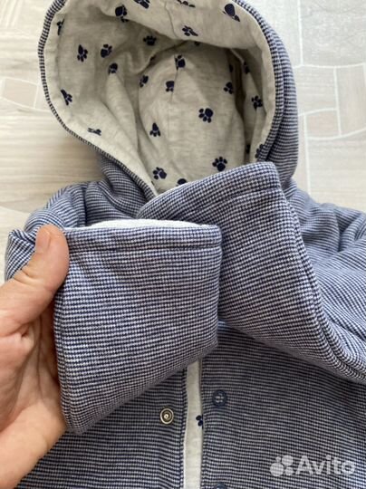 Демисезон. двусторонняя куртка на мальчика р. 74