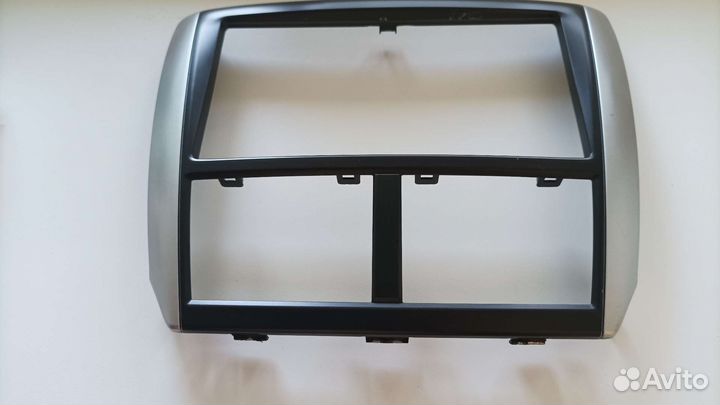 Рамка для автомагнитолы Subaru Forester SH 2012