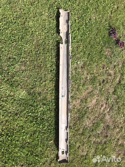 Накладка на порог внешняя правая w215 c215