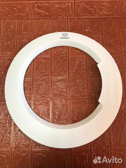 Обрамление люка стиральной машины Indesit innex