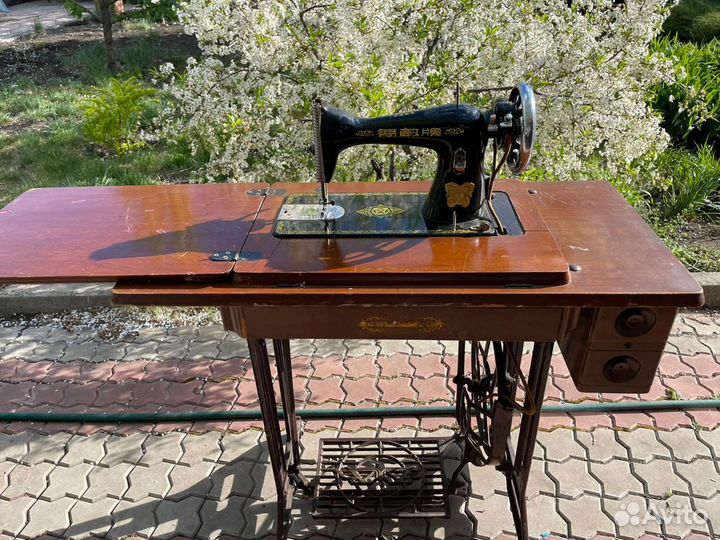 Швейная машина бу