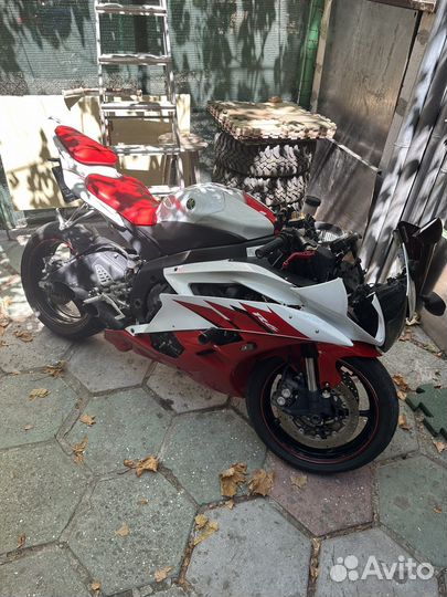 Yamaha YZF R6 Limited