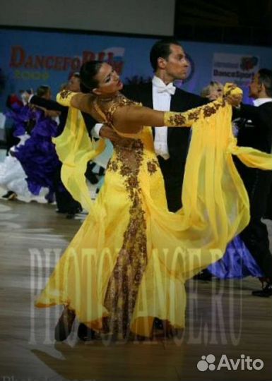 Тренер по бальным танцам для взрослых и детей