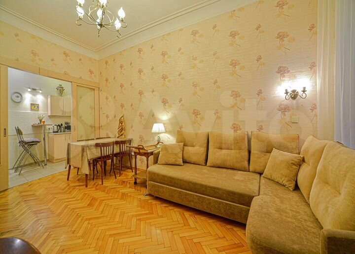 3-к. квартира, 71 м², 3/6 эт.