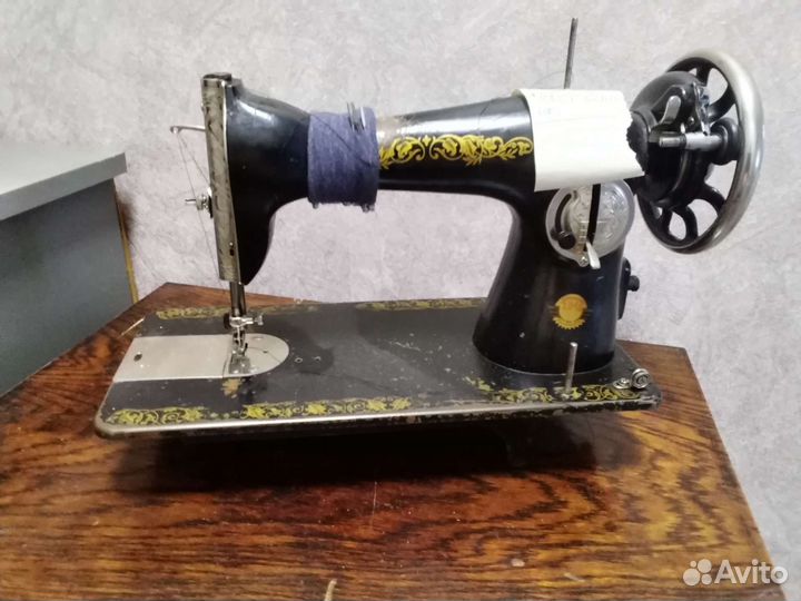 Швейная машинка Подольская ножная