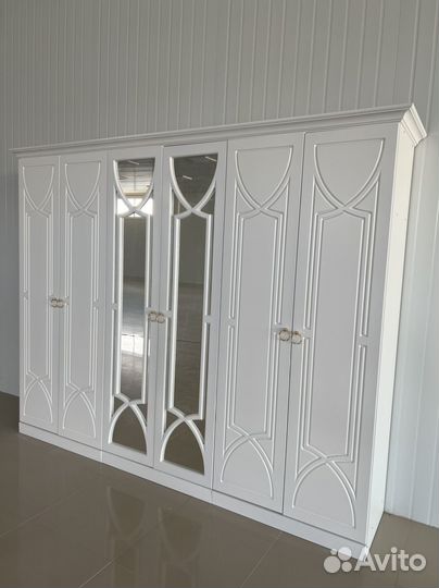 Шкаф 