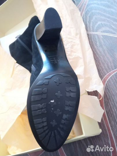 Продам сапоги замшевые Moda Donna