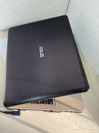 Ноутбук asus x540s