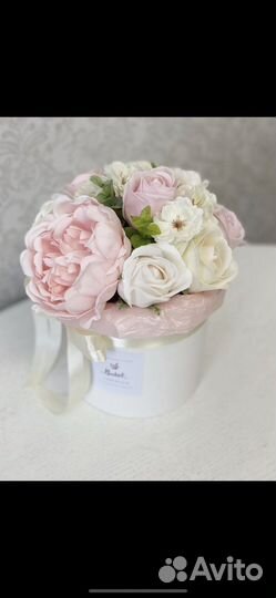 Букеты из неувядающих мыльных роз