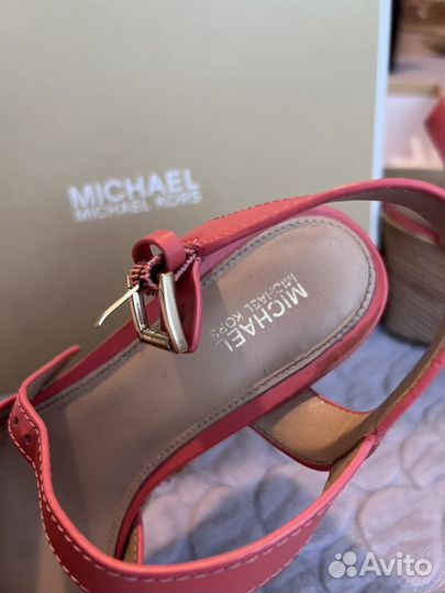 Босоножки Michael Kors