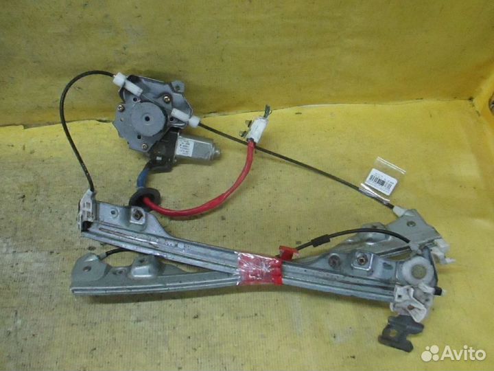 Подъемник стекла Nissan Stagea NM35 (Переднее Правое)