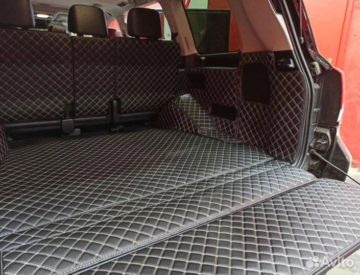 3Д коврики в багажник toyota land cruiser 200