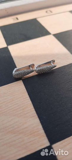 Золотые серьги