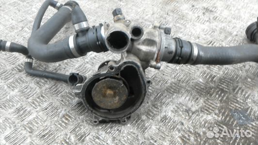 Корпус термостата бензиновый BMW 7 E65 (76E27B501)