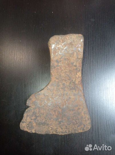 Топор старинный