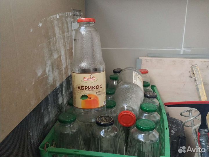 Банки, бутылки стеклянные