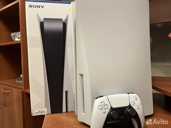 Sony playstation 5 + оригинальный зарядник
