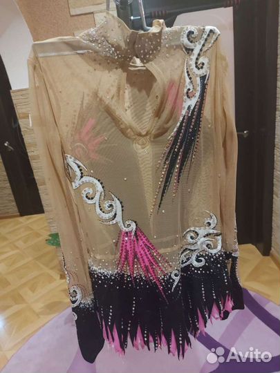 Купальник для художественной гимнастики