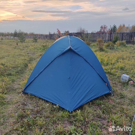 Палатка туристическая 4 местная бу