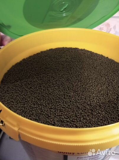 Корм для рыбок гранулы и палочки