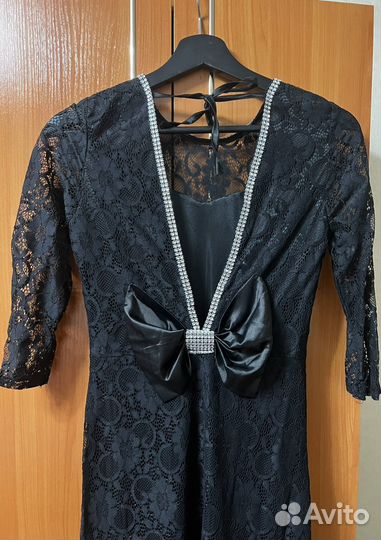 Вечернее платье в пол 44