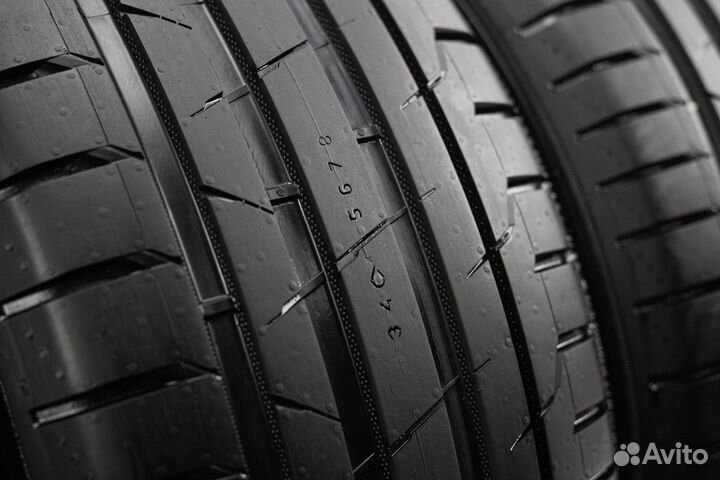 Nokian Tyres Hakka Black 2 SUV 255/50 R19 107W
