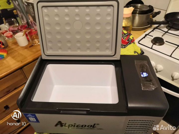 Холодильник компрессорный автохолодильник Alpicool