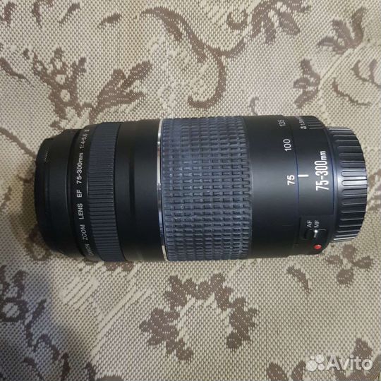 Зеркальный фотоаппарат Canon + объектив 75-300mm