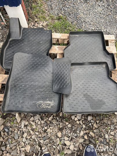 Резиновые коврики Форд фокус 2